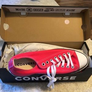 Converse - Strawberry Jam